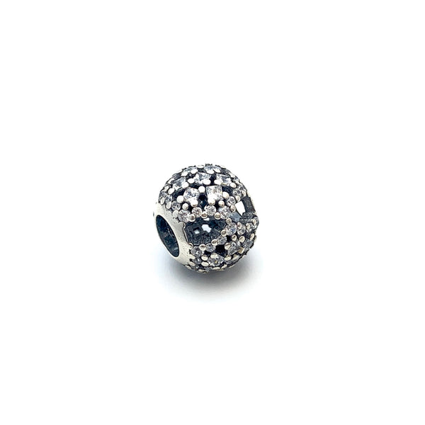 Shimmering Snowflakes Charm Bead - Stone Heart 